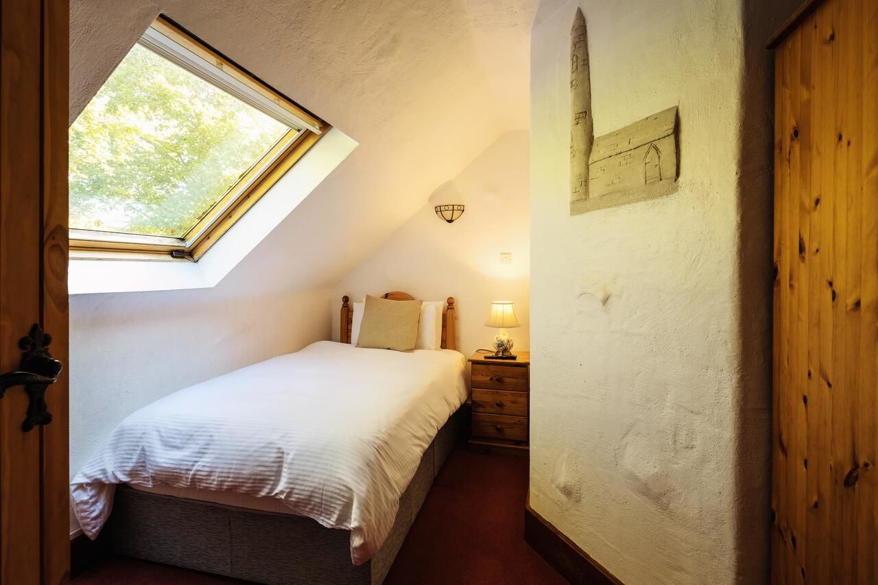 Отели типа «постель и завтрак» Tudor Lodge B&B Лара-27